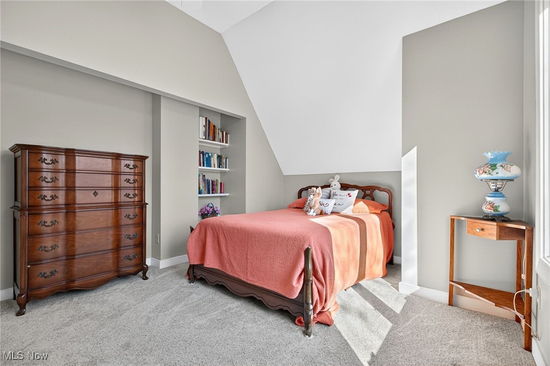 Red Tail - Residential