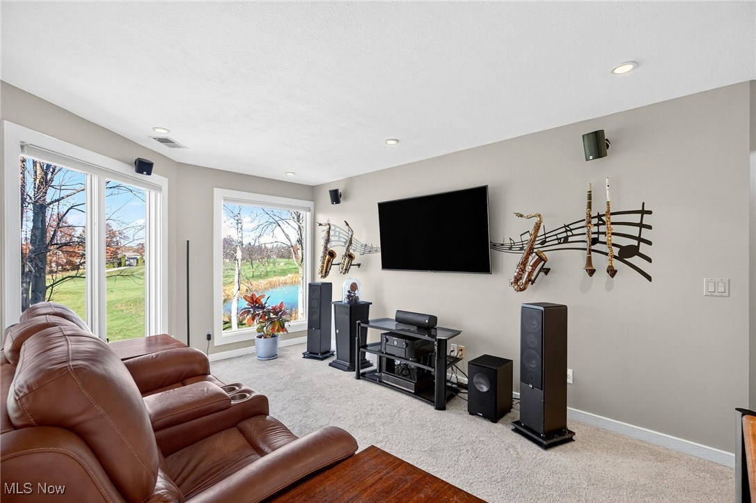 Red Tail - Residential