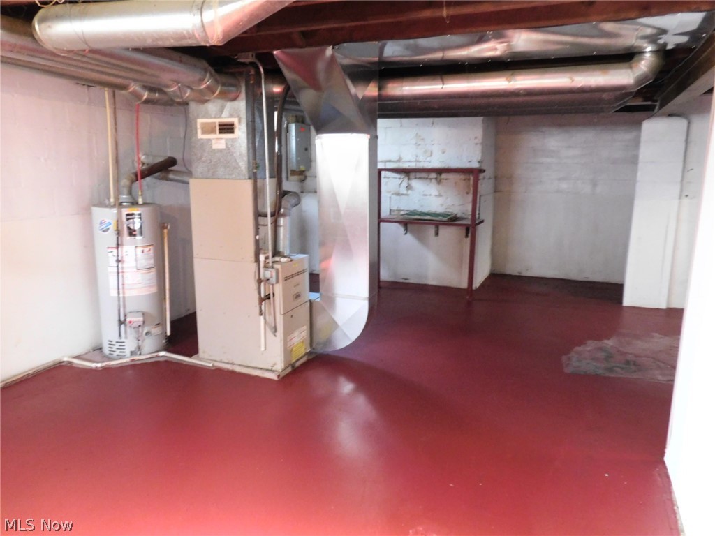 City/Youngstown - Residential Lease