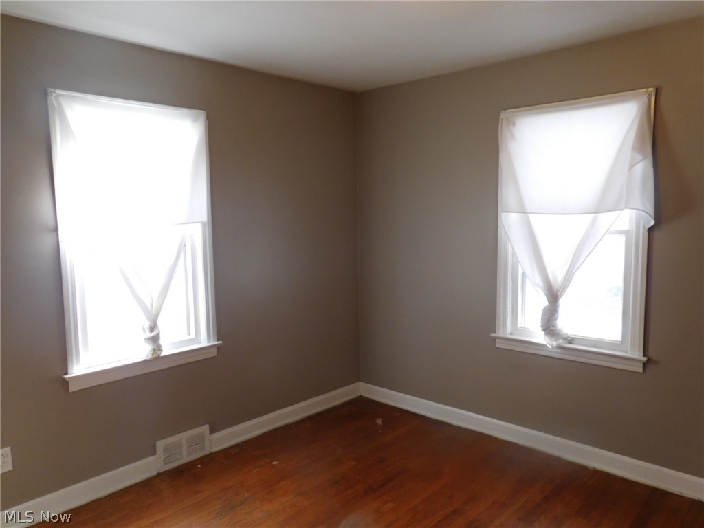 City/Youngstown - Residential Lease