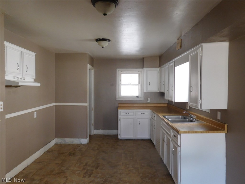 City/Youngstown - Residential Lease