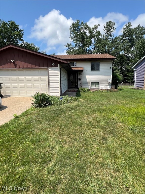 Come seee this beautiful 4 bed 2 full baths Split level home in Warrensville Hts. Main level has the kitchen and a large dining room
that opens to the backyard deck. Sitting on the deck you can look over unto the beautiful fenced in backyard that can host summer barbecues or winter fun games. Lower level has a large family room that's great for entertaining guest or family game nights. Home needs some updating but will be point of sale complaint