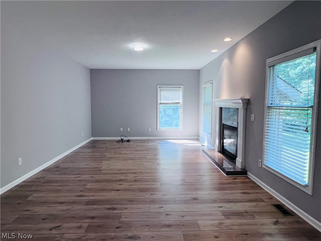 Brennas Lndg - Residential