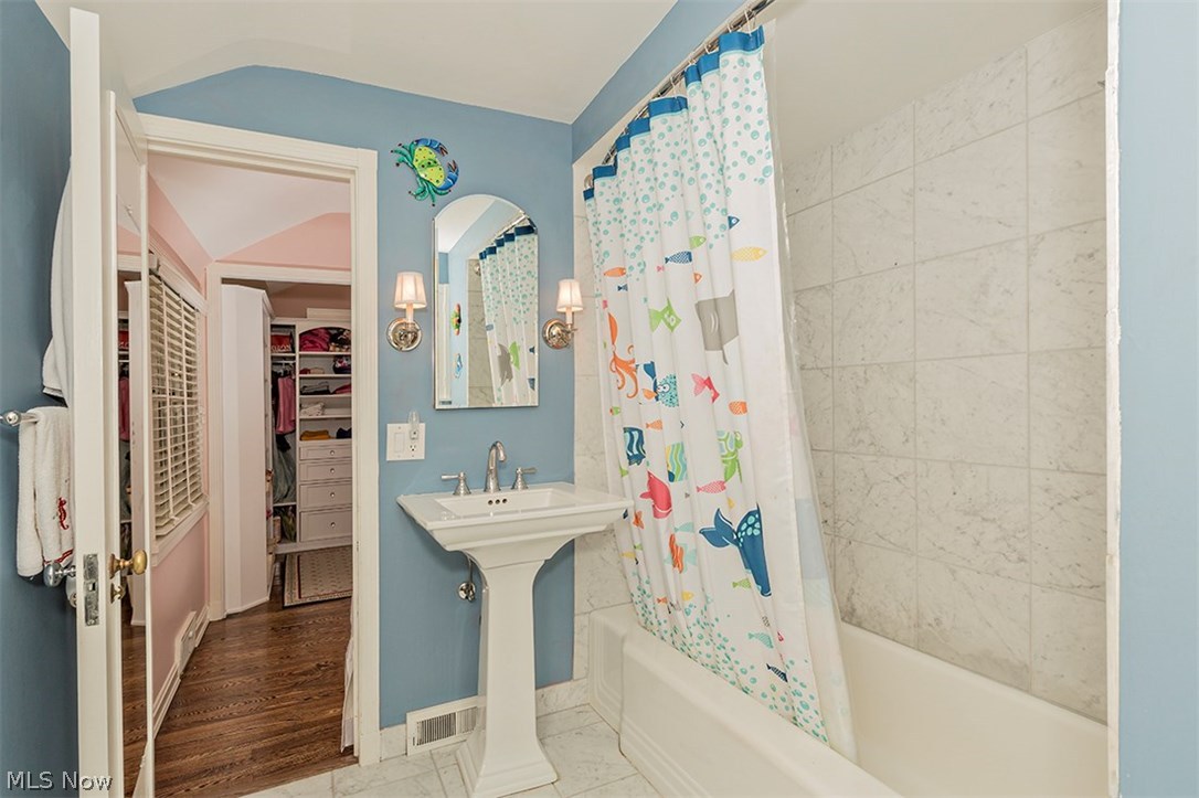 L M Gundersens Prcl E - Residential