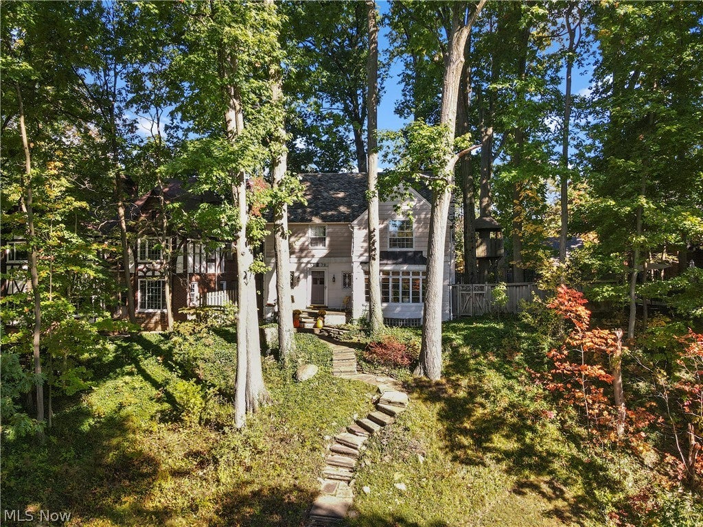 3779 Meadowbrook Boulevard