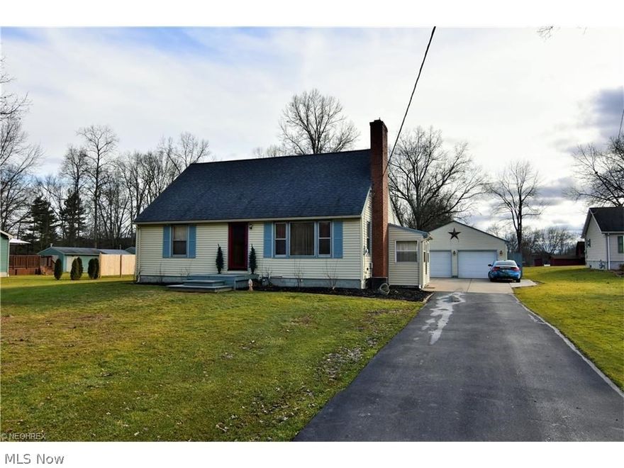 This home is sure to please the harshest of critics and offers many features that rarely come available under $150k. This home is equipped with a complete kitchen make over including new maple cabinets with two tone crown molding, high definition counters, stunning hardwood floors and then the farm sink which pulls it all together. Large living room with updated baths and four bedrooms will please a growing family for decades. Master bedroom with full bath and plenty of storage on second floor for when its time to retreat for personal time. Many opportunities for personal or business ventures with its 6 car garage. The garage has radiant floor heating, electric as well as a 220 service, whole unit ventilation fan, half bath, and also your private office. The garage includes tons of storage and easily will house your business with style. In the rear of the shop is your primary patio to sit and talk with clients or to simple relax. It's rare that homes with this many features become avai