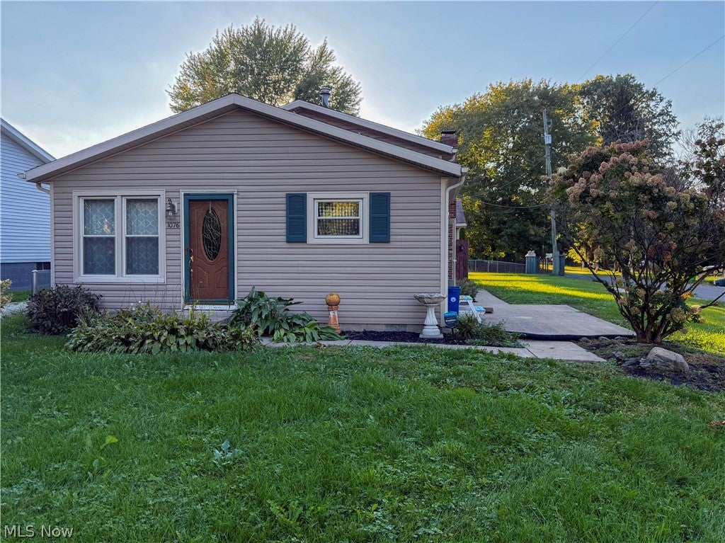 1076 Homestead