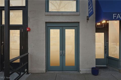 408 W Saint Clair Avenue 226&212 Cleveland OH 44113