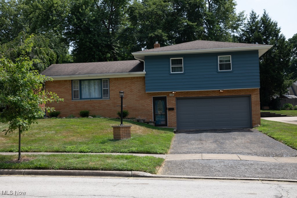 320 Bowman Drive
