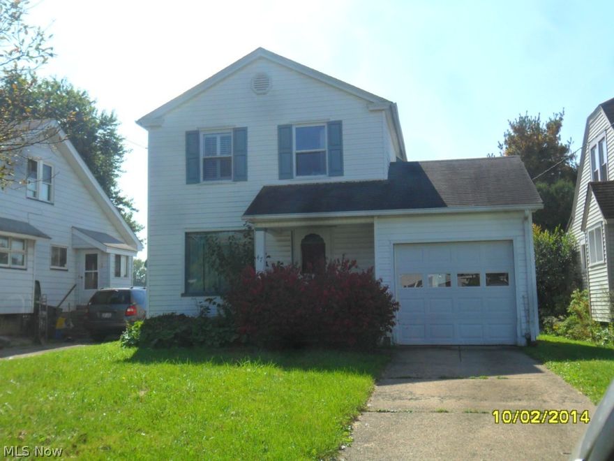 Auction terms apply. Nice 2 bedroom home with attached garage. Full basement. Shed in back yard. Seller will provide a $1000 credit to buyer at closing. Near conveniences, schools, shopping, bus line, etc.
