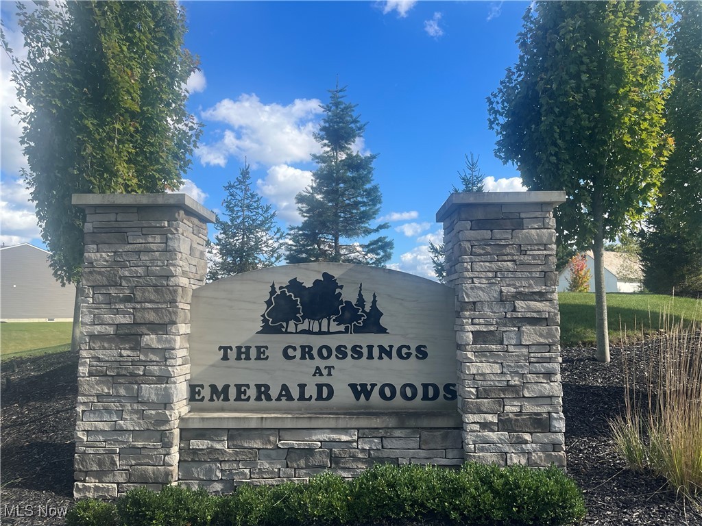 Emerald Woods - Residential