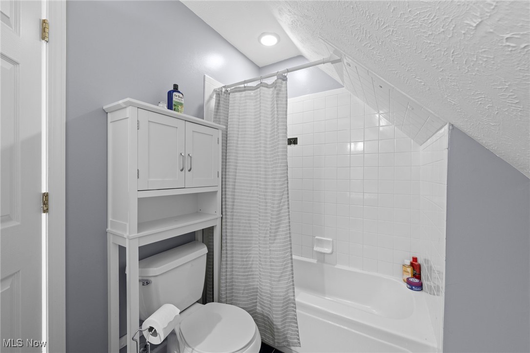 662 2nd Street #2, Fairport Harbor, Ohio image 24