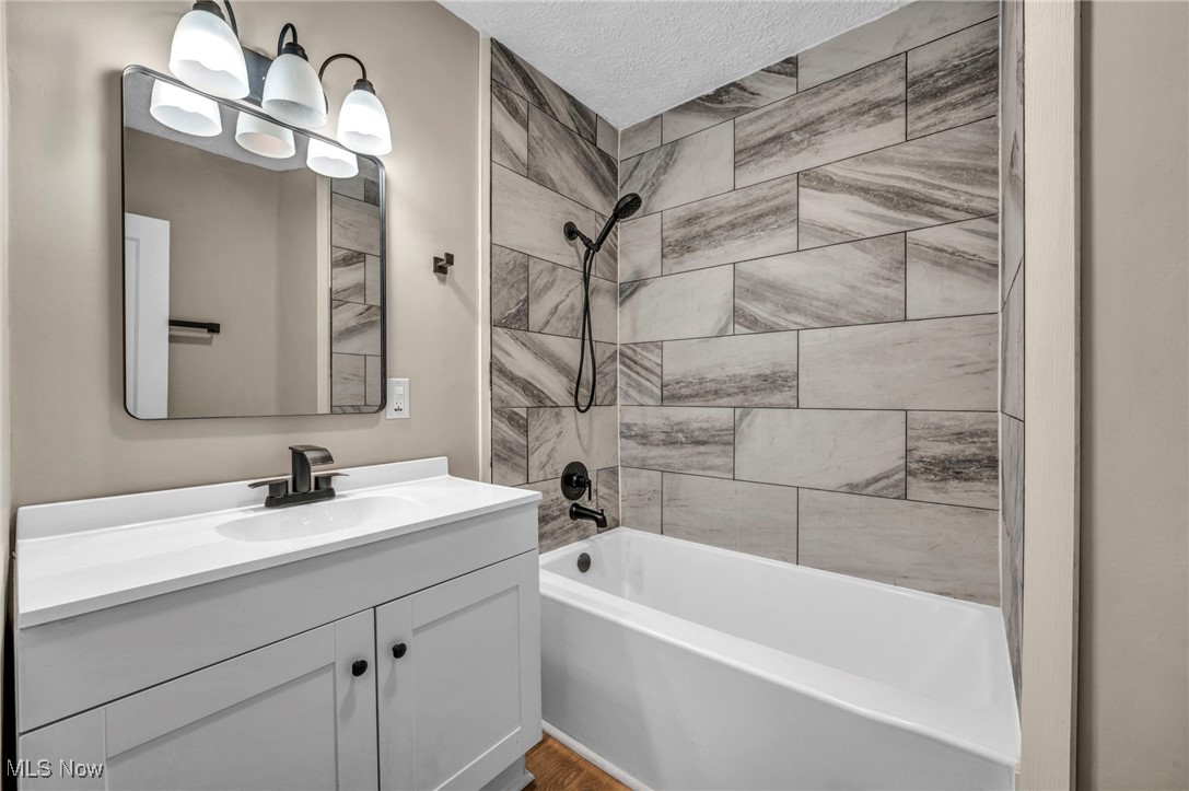 Grandcourt - Residential