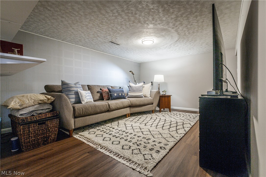 Gowins Glen - Residential