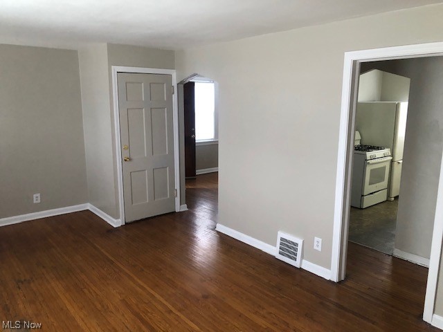 Oakwood Terrace Sub/W H Telling - Residential Lease