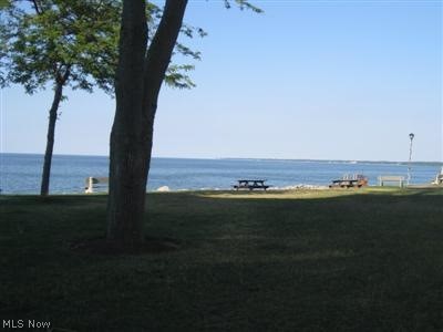 Beachwood Villa - Residential