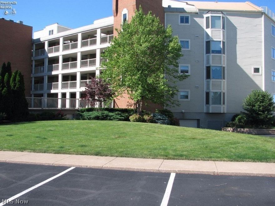 Beautifully updated LAKEFRONT condo at Beachwood Villas in Huron. Beachwood Villas is the best kept secret on Lake Erie. Enjoy an early morning sunrise in the lakefront sunroom. Full size marina, inground pool, tennis courts, elevators and private beach. This condo has amazing views from the Huron Lighthouse to Kelleys Island, Vermilion and Avon Lake. 1 car assigned garage space in the indoor heated garage. Newer kitchen cabinets, countertops and stainless appliances. Plenty of closet space, washer and dryer and double closets in the master bedroom. Hurry, this one won't last!