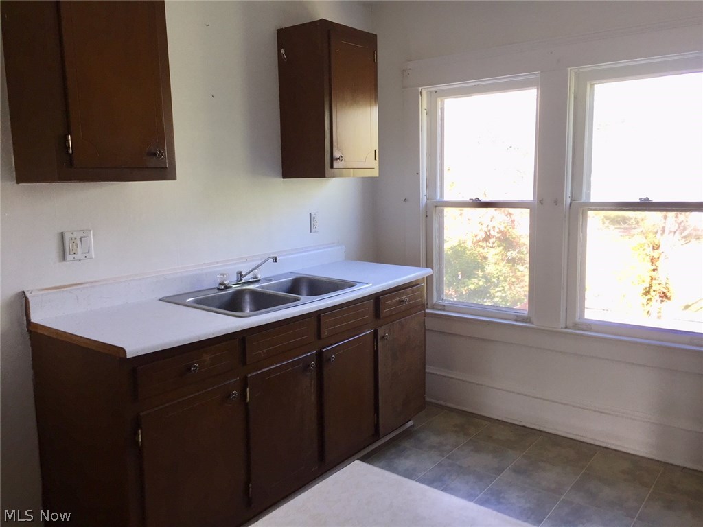 Perkins 04 Add Warren - Residential Income