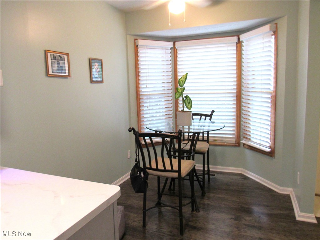 18344 Woodside Crossings Xing, Strongsville, Ohio image 6