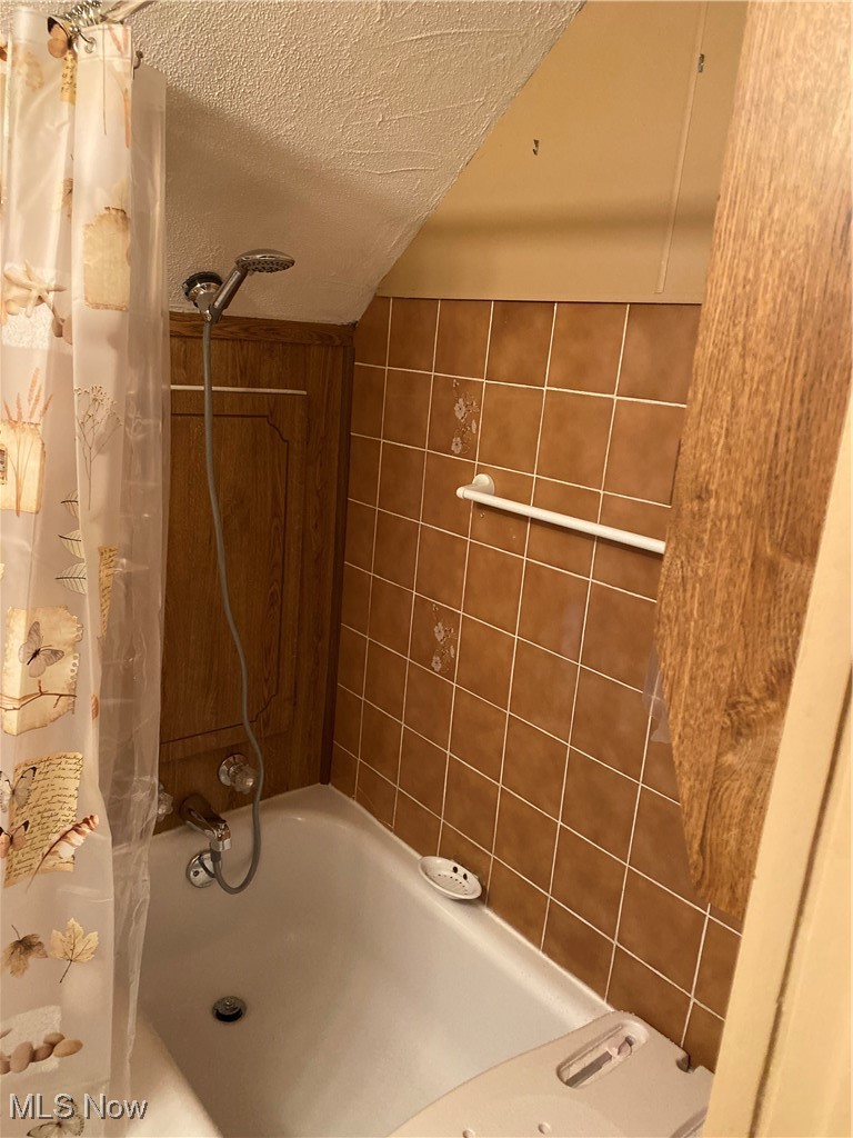 Swan Lake - Residential