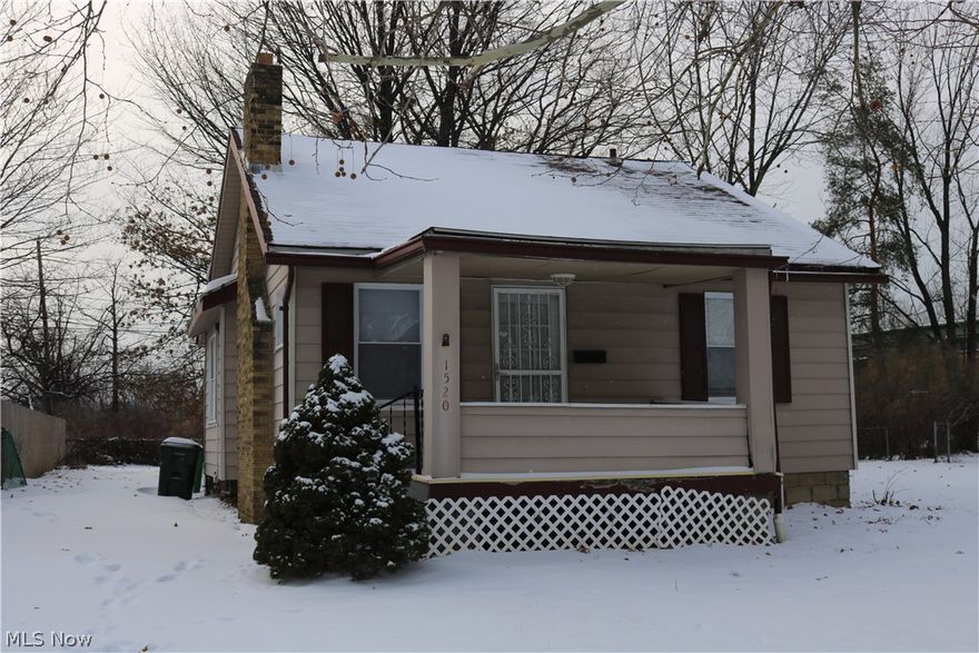 Single Family Ranch with 2 bedrooms 1 bath.  Hardwood floors throughout the home, newer kitchen.  Large fenced in backyard.