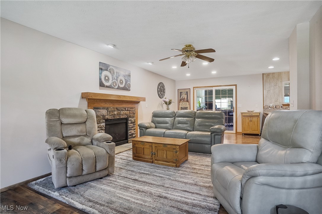 6991 White Pine Drive, Ravenna, Ohio image 7