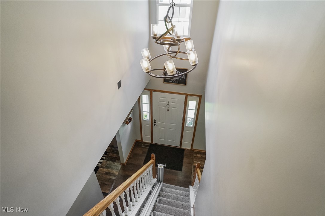 6991 White Pine Drive, Ravenna, Ohio image 5