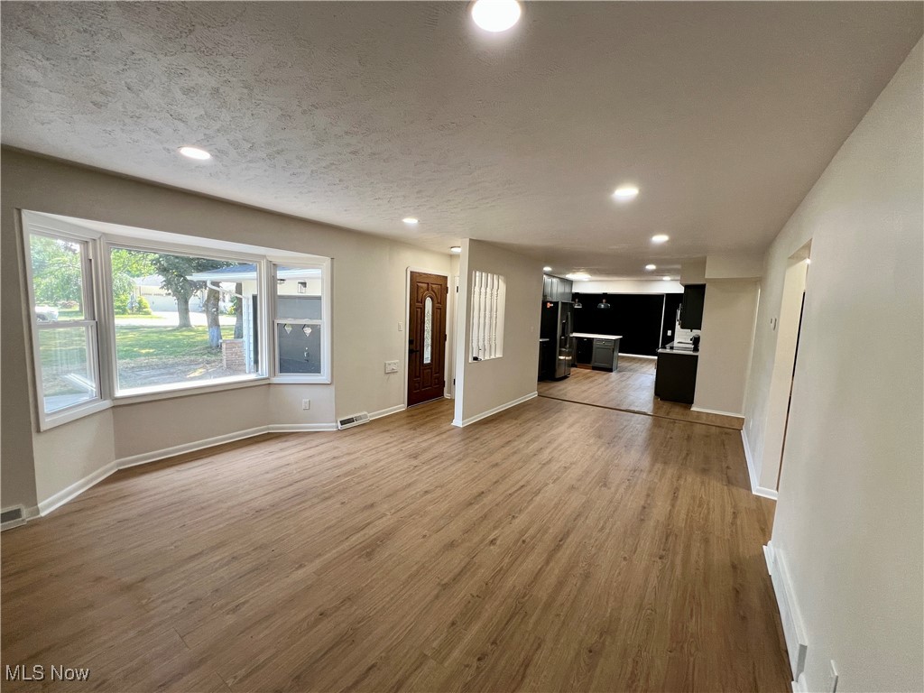 12890 List Lane