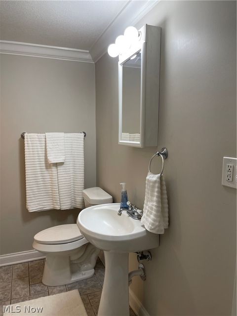 Tiny photo for 2958 E Turkeyfoot Lake Road, Uniontown, OH 44685 (MLS # 5190155)