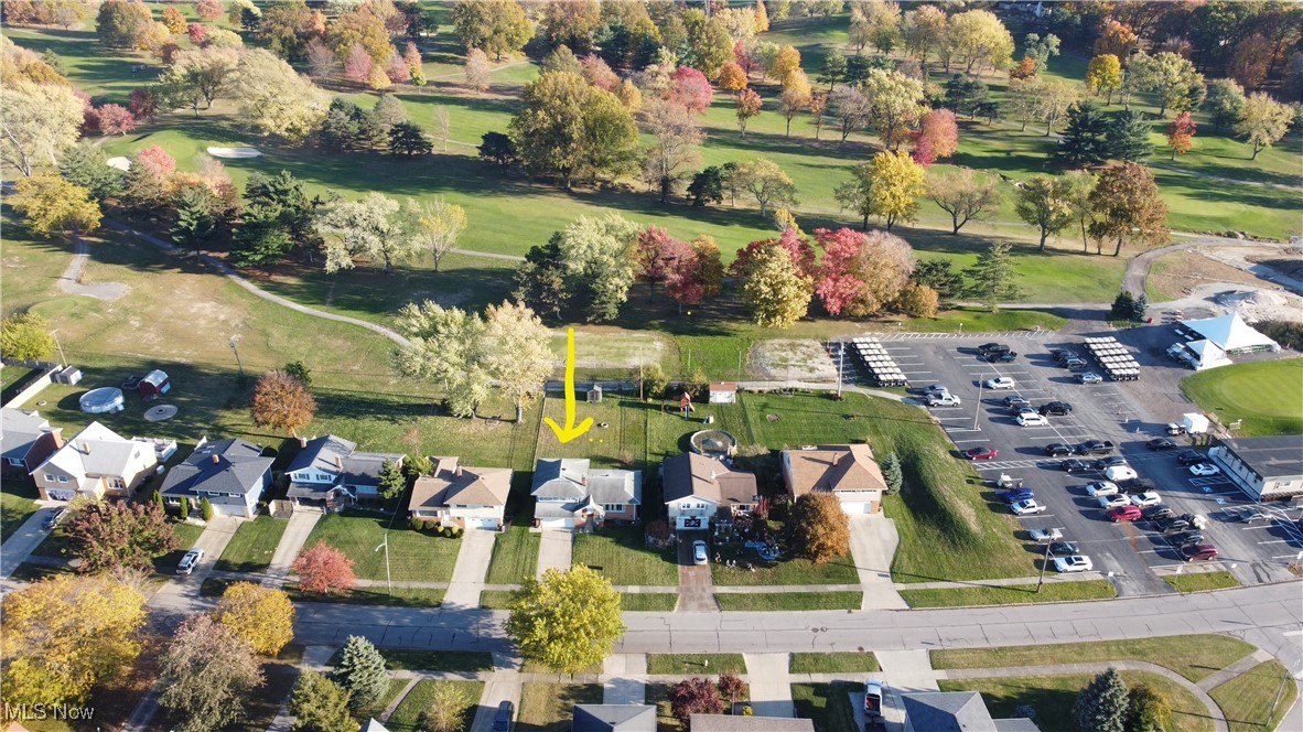 6921 Hollywood Drive