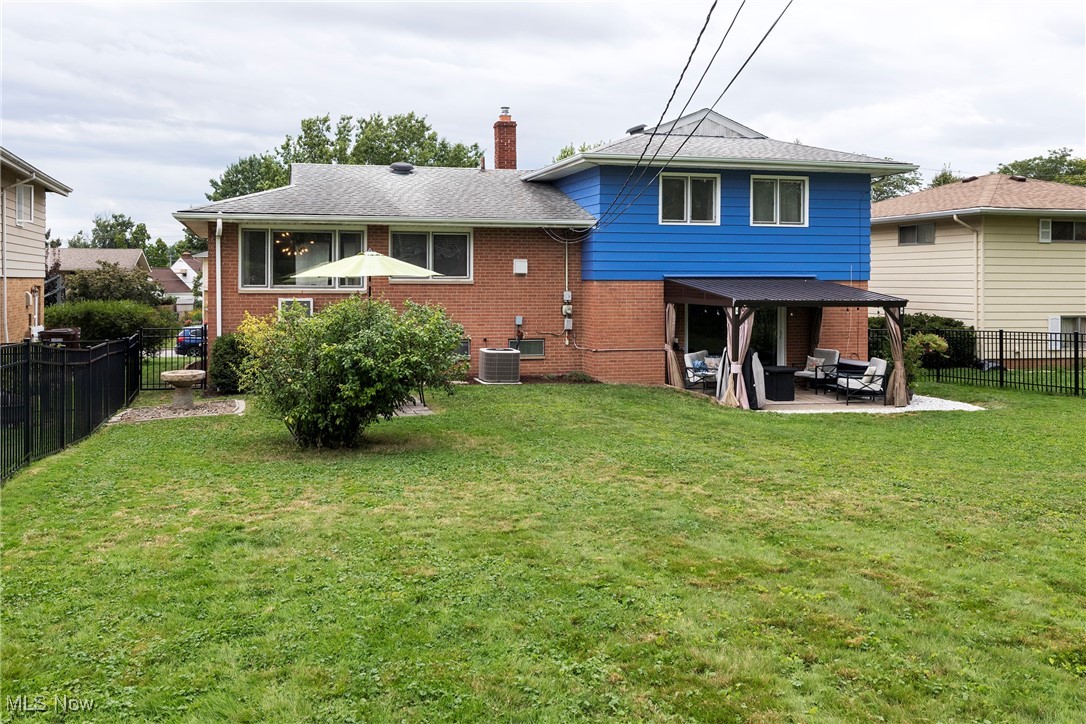 Ridgewood 14 - Residential