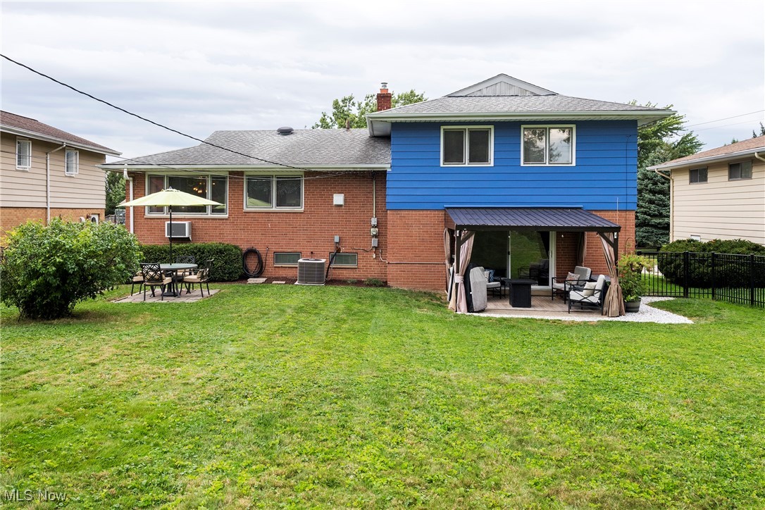 Ridgewood 14 - Residential