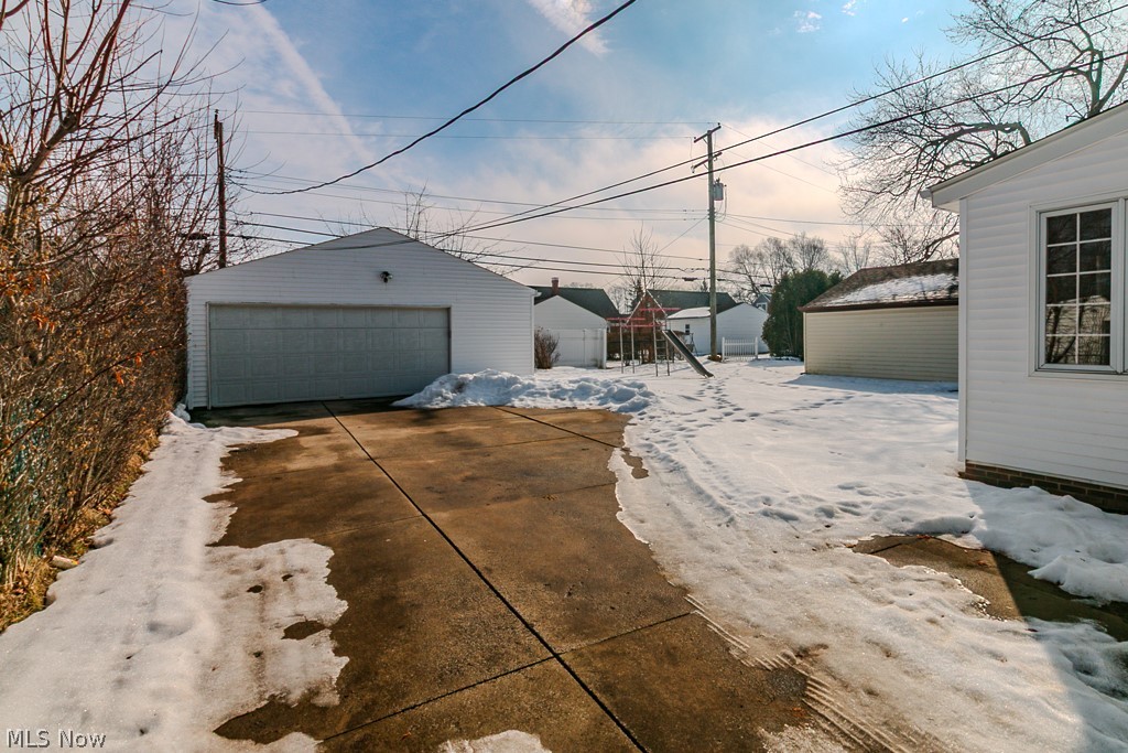 Mayfair Acres - Residential