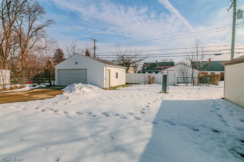 Mayfair Acres - Residential