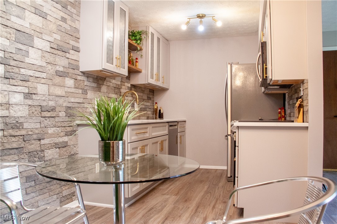 Misty Lake Vlg/Mdws Ph Condo - Residential