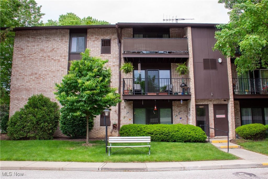 Photo of 16475 Heather Lane #S202, Middleburg Heights, OH 44130 (MLS # 5181705)