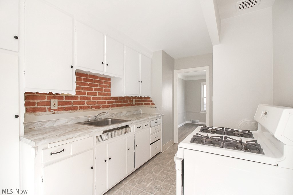 Cedarbrook - Residential Lease