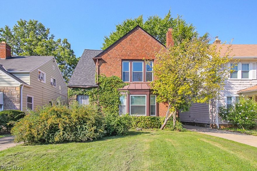 13613 Cedar Rd. 2/UP, University Hts - 3 bed 1 bath UP unit of 2 family home!

$945 rent / $945 deposit
$25 application fee per adult
NO SMOKING / NO PETS
1 time $49 non-refundable set up fee paid at lease signing

All applicants are required to fill out a PetScreening application, found on our website directly on the application before being processed. Even if you have NO pets - this application must be filled out. One time, non-refundable pet fee of $200-300 per animal applies to all pets & must be paid prior to or when you pay your first month rent. (No fee for qualified assistance animals). This unit does not accept pets.

Really spacious and inviting UP unit of 2 family home that has full living room, dining room and eat in kitchen with stove and fridge provided for resident. Resident has 1 garage parking space/covered parking space and shared use of the common basement. There is washer/dryer hook up for the resident as well as storage space.

Resident is responsible fo
