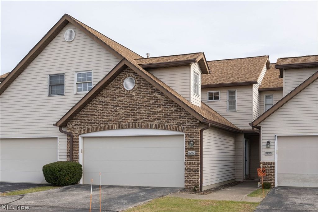 Photo of 5727 Gateway Lane #1203, Brook Park, OH 44142 (MLS # 5186145)