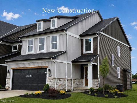 Homes For Sale - 448 Bordeaux Boulevard<br/> Cuyahoga County, Broadview Heights, OH 44147
