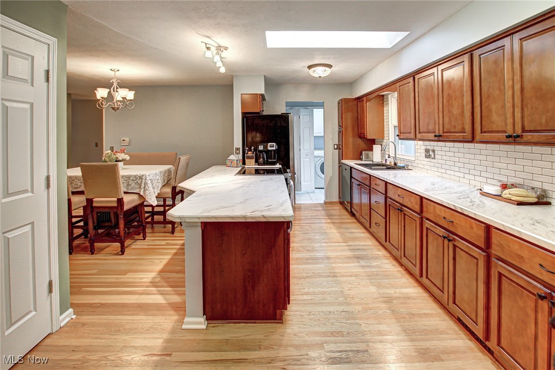 3309 Sandy Lane