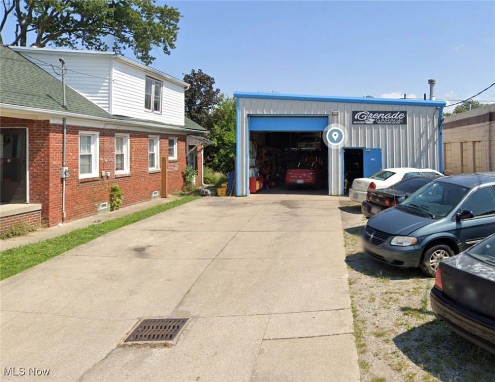Great investment or owner occupied property. This property is fully leased. They’ve been there for a long-term. They will definitely stay if wanted or can go a month to month. Great building, very well kept up in a good safe area.