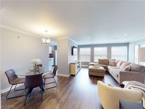 Tiny photo for 240 Fox Hollow Drive #309, Mayfield Heights, OH 44124 (MLS # 5202902)