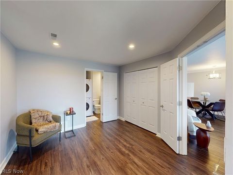 Tiny photo for 240 Fox Hollow Drive #309, Mayfield Heights, OH 44124 (MLS # 5202902)