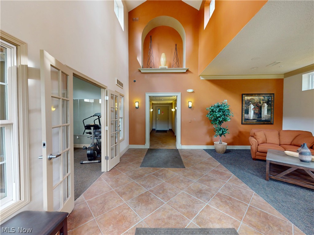 Fox Hollow/Woodhawk Condo - Residential