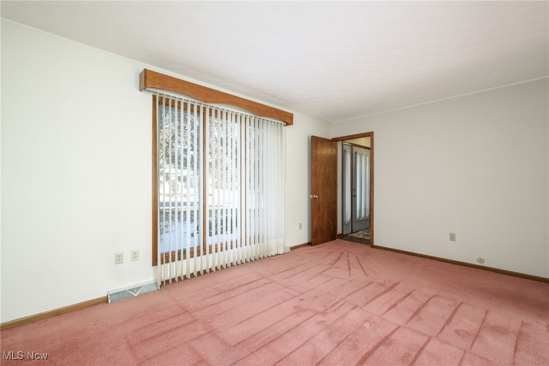 6274 Bayside Street NW