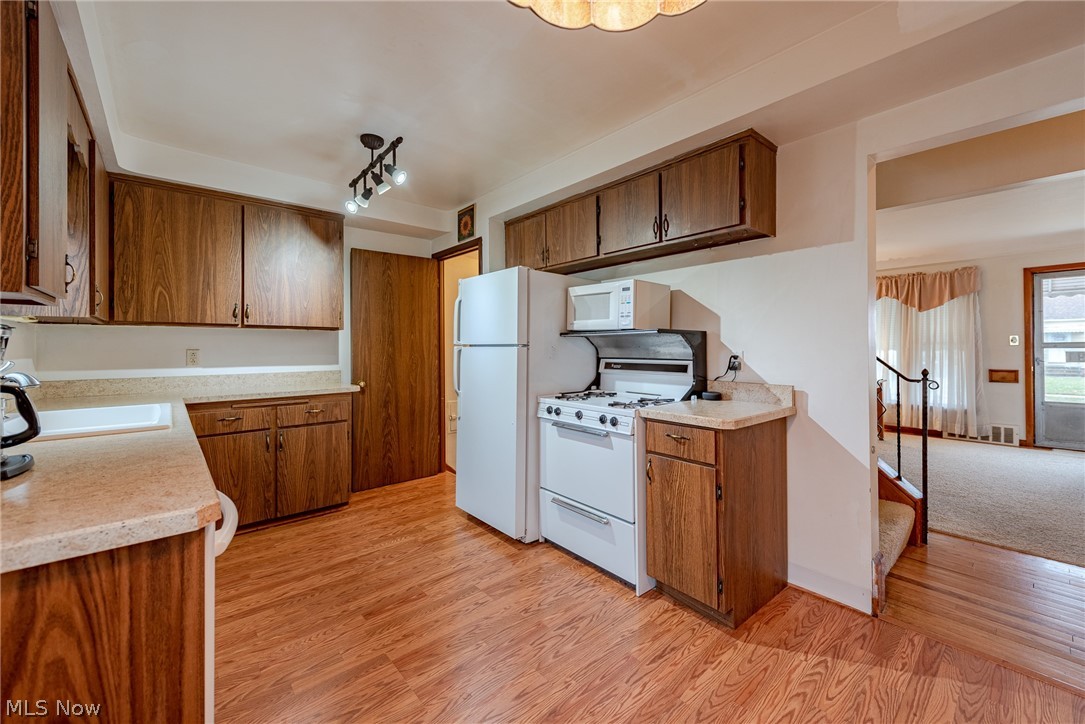 Knickerbrocker Land Cos Burkl - Residential