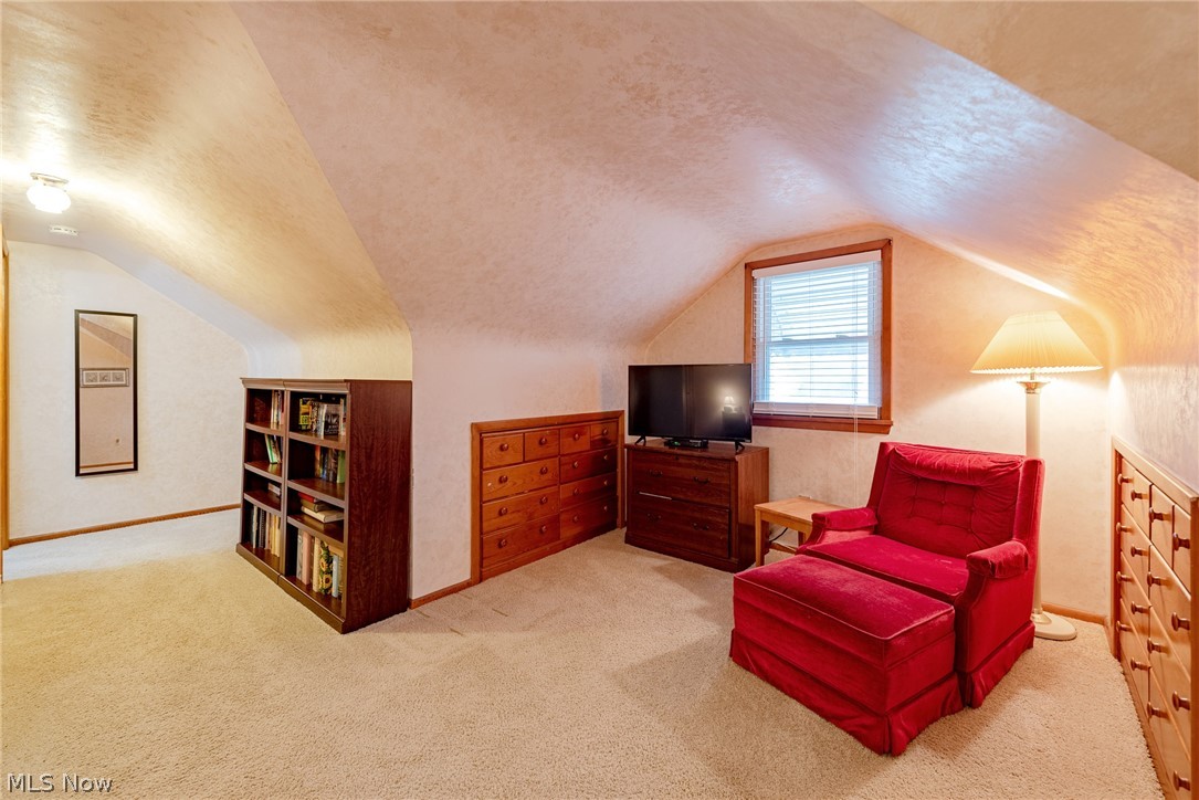 Knickerbrocker Land Cos Burkl - Residential