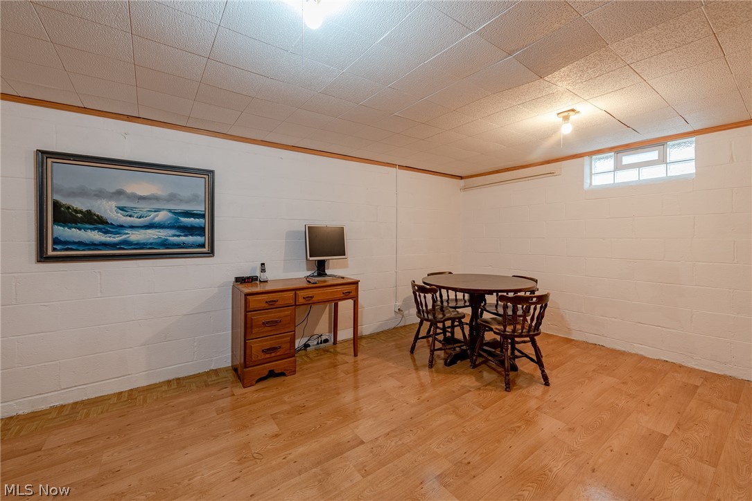 Knickerbrocker Land Cos Burkl - Residential