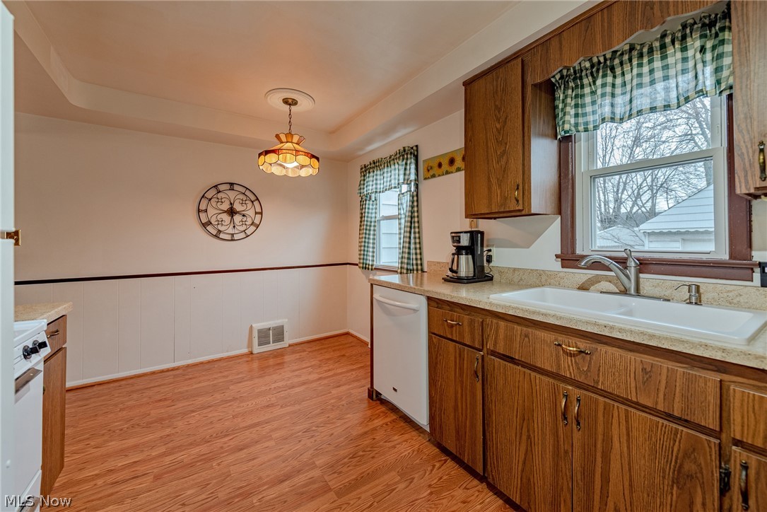 Knickerbrocker Land Cos Burkl - Residential